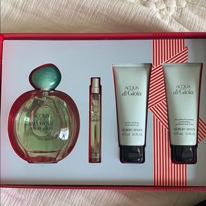 Acqua di Gioa set for women